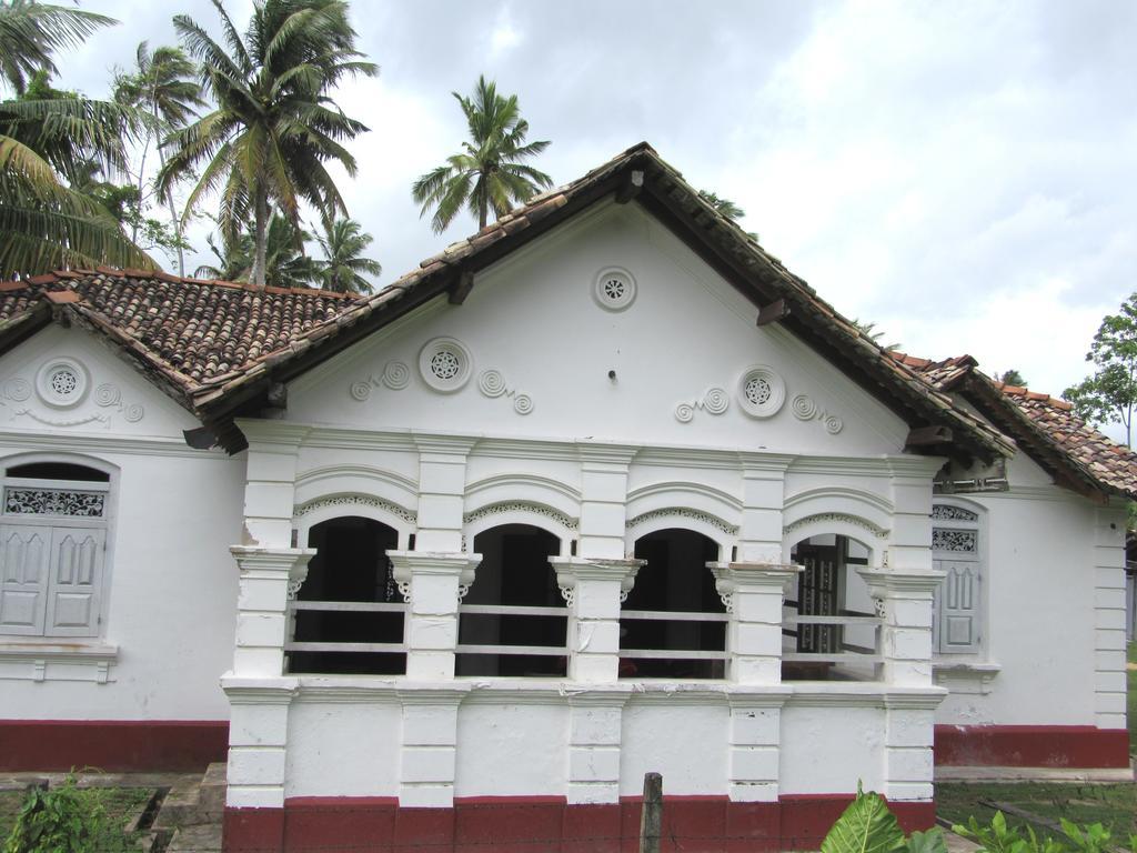 מידיגמה איסט The Colonial Villa מראה חיצוני תמונה